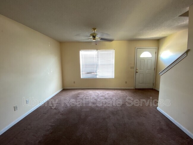 Photo - 1100 Pineland Ave Unidad Apt 8C
