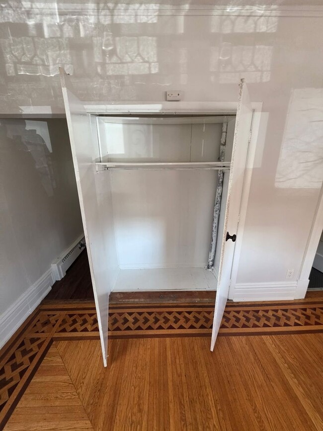 Photo - Studio Apartment Close to City Park! Unidad #2