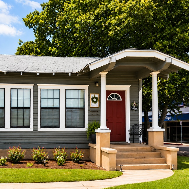 Private Porch and Entrance - 401 Main St Unit 1