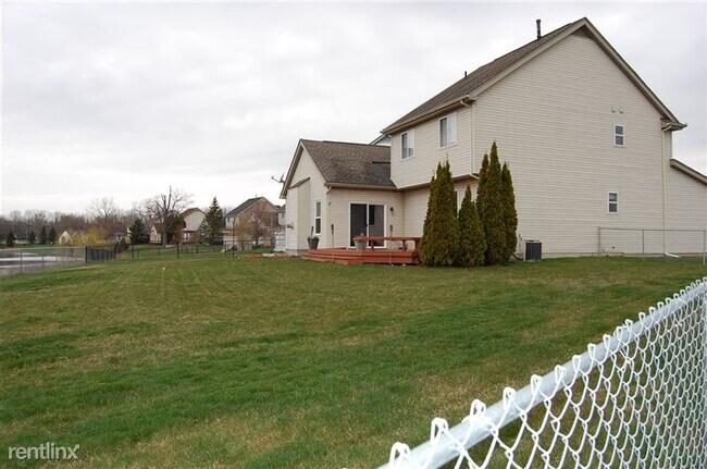 Photo - 6710 Summerdale Ct E