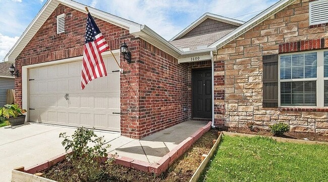 Photo - Beautiful Morningside Home for Rent