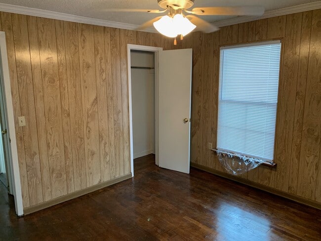 Photo - 705 W Center St