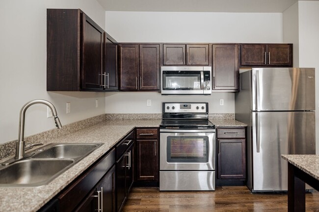 Photo - Kascade Place Apartments