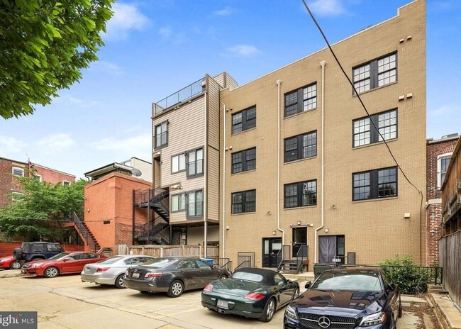 Photo - 11th STREET NW 2-2