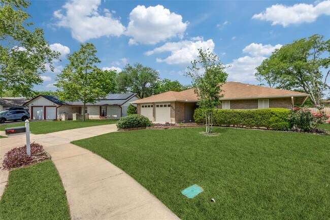 Photo - 1435 S Meadows Dr