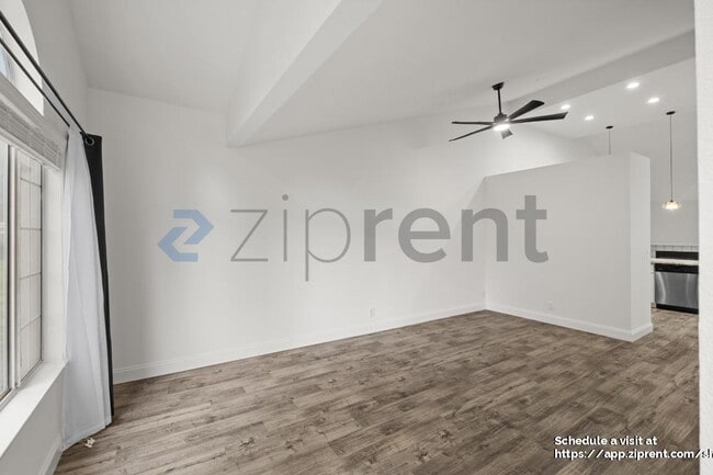 Photo - 106 Village Ct