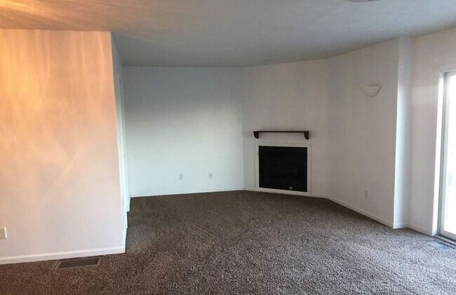 Photo - 302 Pierpont Heights