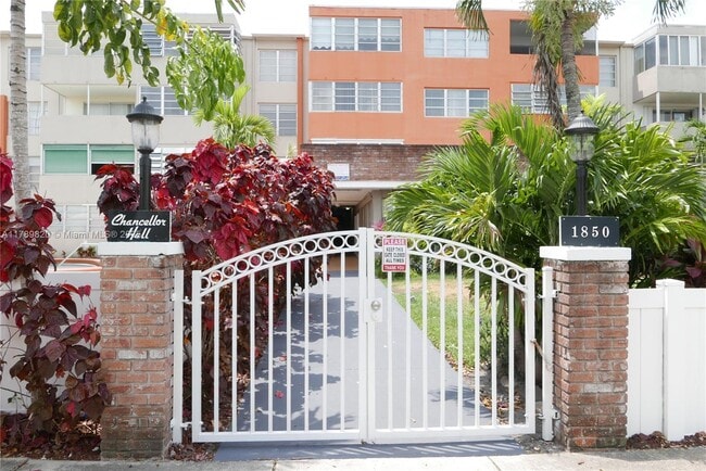 Photo - 1850 NE 169th St Unidad 209 Rental
