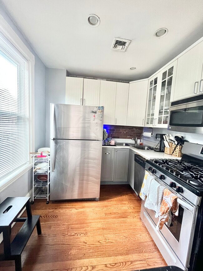 Photo - 43 Hillside St Unit 2