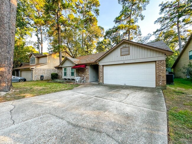 33 N Rain Forest Ct