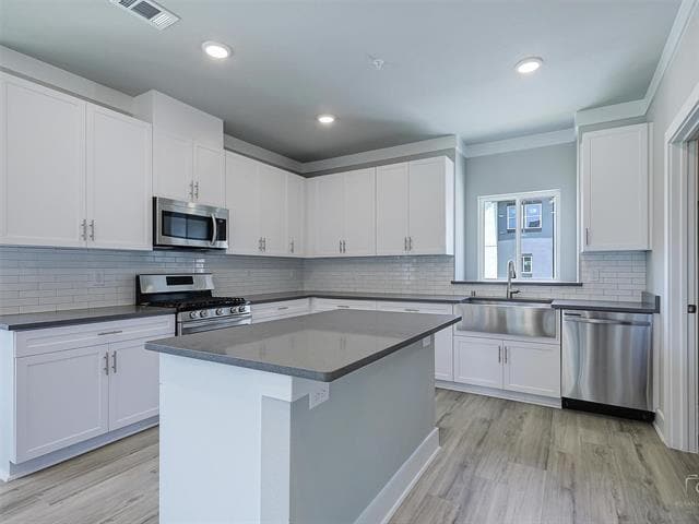 Photo - 3348 Santee St