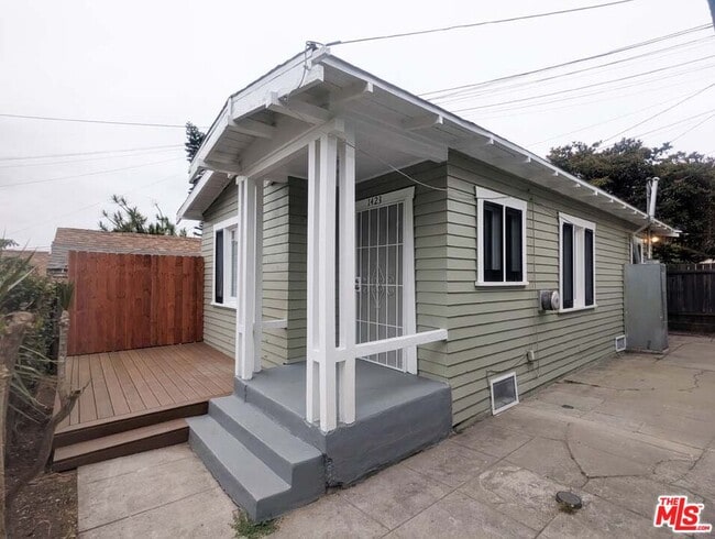 Building Photo - 1421 Kellam Ave Rental
