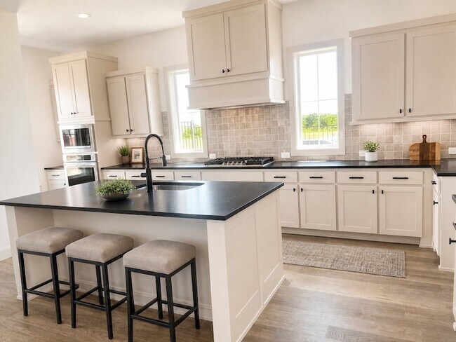 Photo - 15605 Millwood Trl