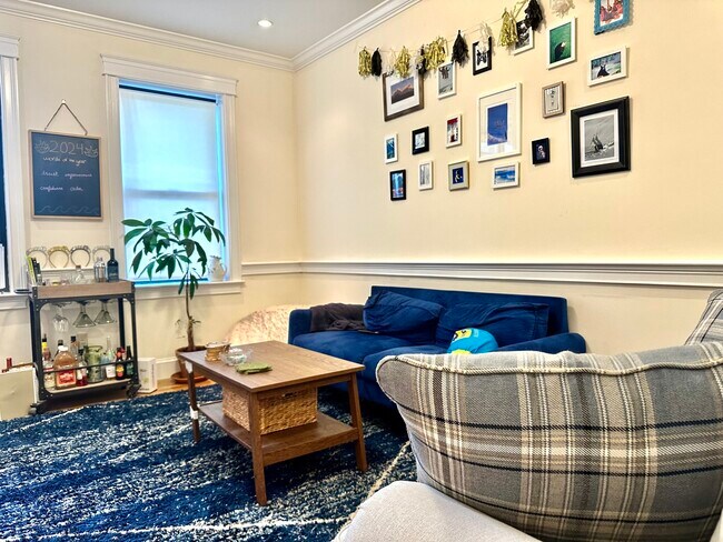 Photo - 27 Glenville Ave Unit 6