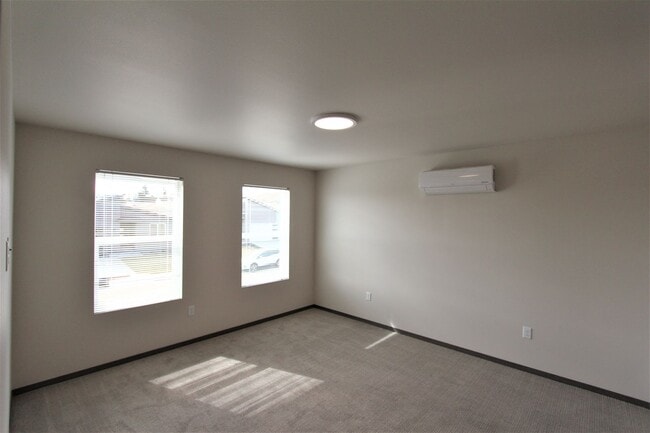 Photo - Modern design 3 bed, 2.5 bath duplex Unit 841 Greenfield Dr