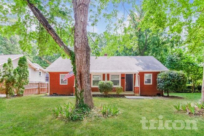 Building Photo - 1724 Logie Ave