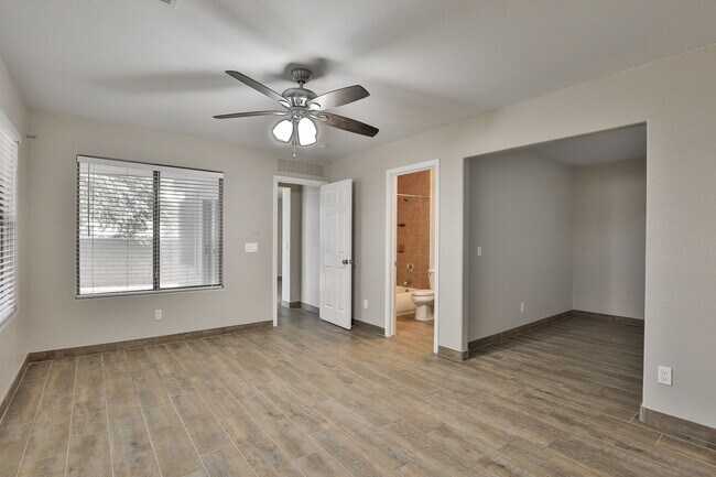 Photo - 17420 W Calavar Rd