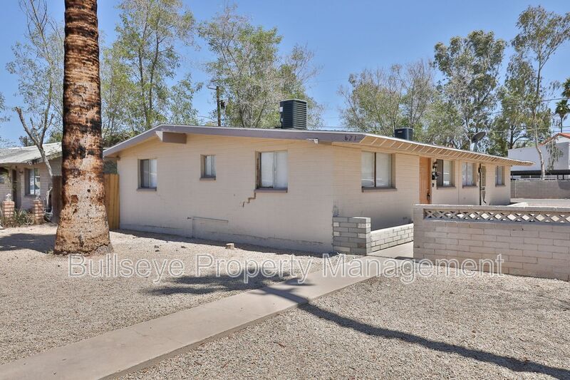 Photo - 621 S. California St.