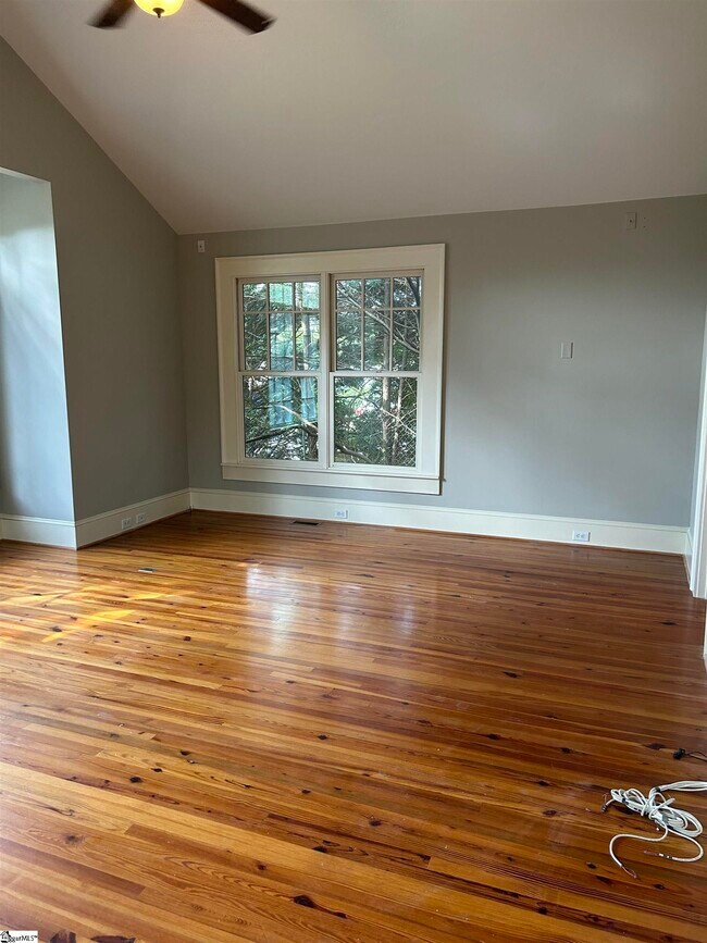 Photo - 18 Oregon St