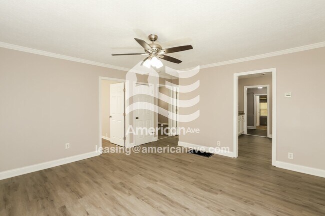 Photo - 3810 E 53rd Terrace