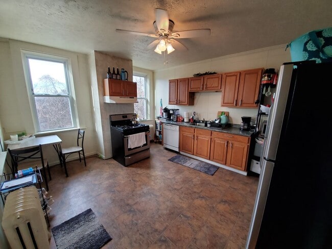 Photo - 78 Greenbush St