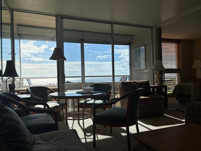 Building Photo - 1676 Ala Moana Blvd Unit 130-5
