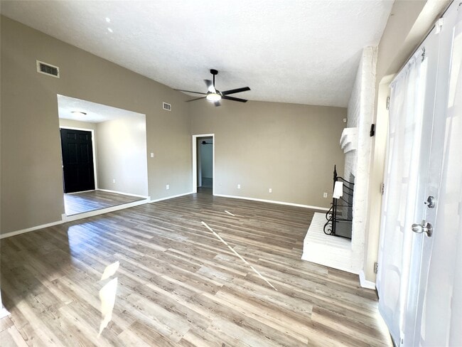 Photo - 3519 Acorn Way Ln