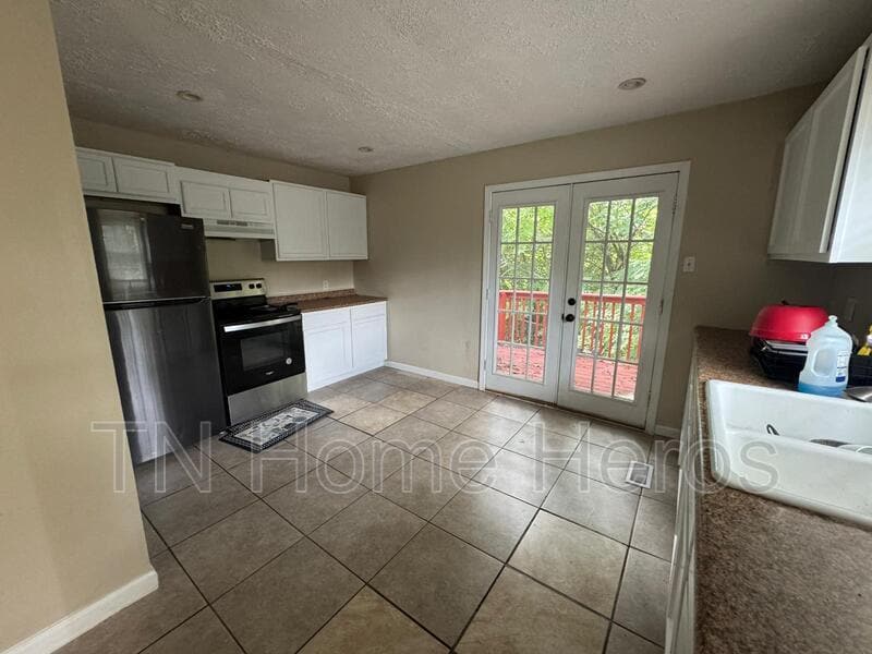 Photo - 4617 Buffat Mill Rd