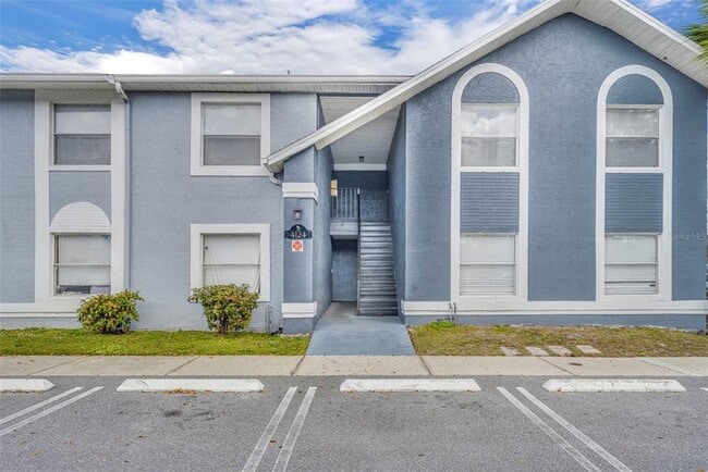 Building Photo - 4124 Pershing Pointe Pl Unit 4