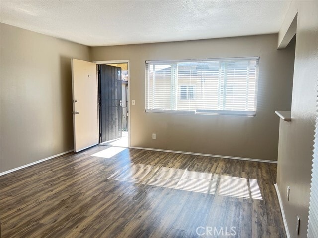 Photo - 4920 Maine Ave Unidad M