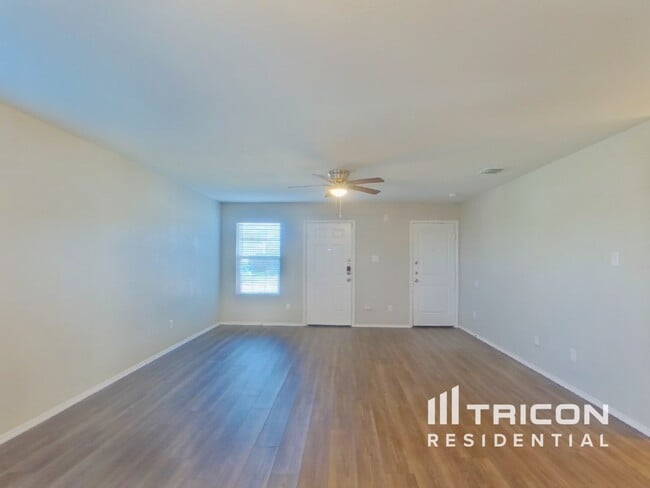 Photo - 5549 Berea St