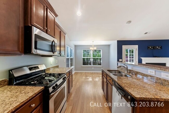 Photo - 341 Drayton Pl Dr