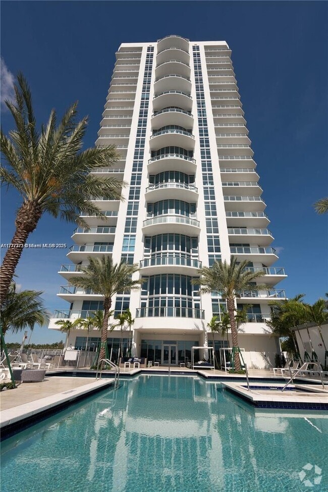Building Photo - 17301 Biscayne Blvd Unit 2408 Rental