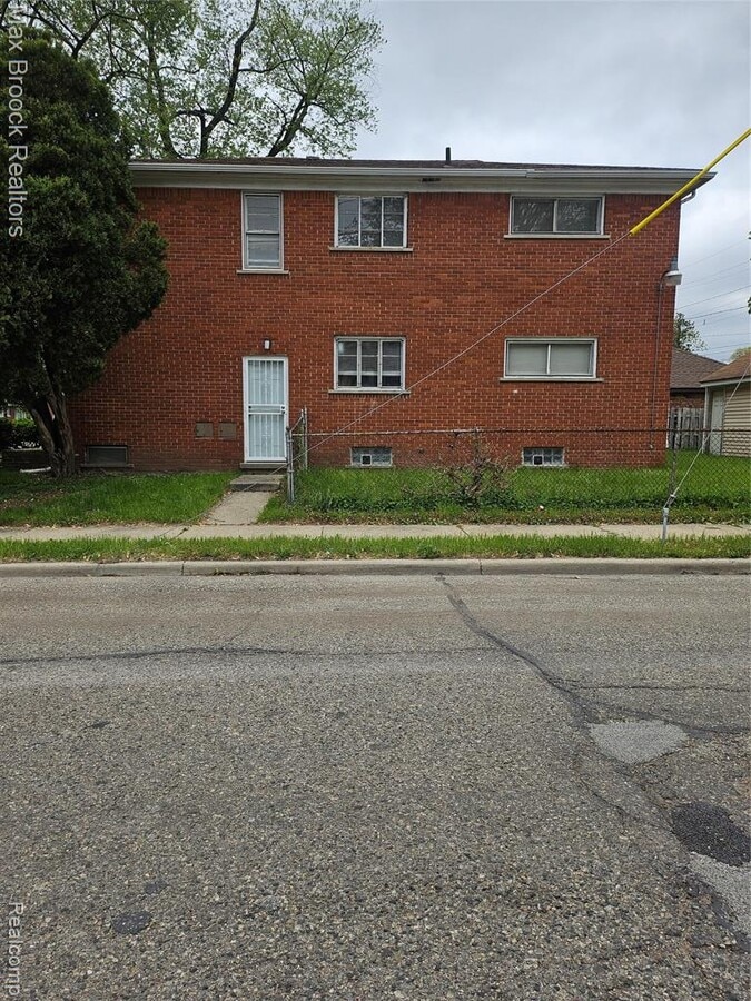 Photo - 406 West St