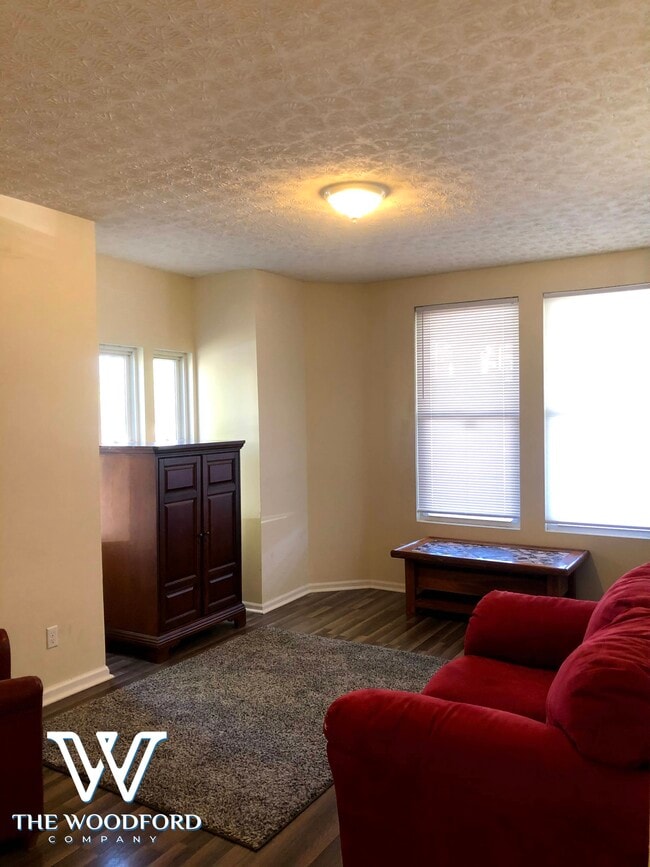 Photo - 1641 Summit Street