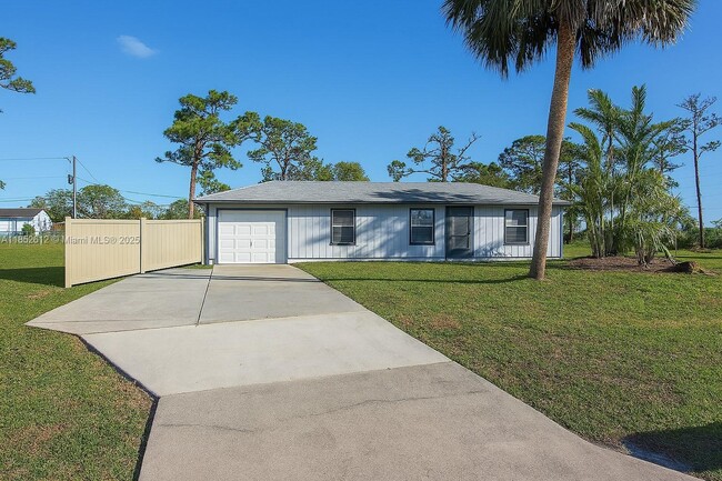 Building Photo - 6502 Kenwood Rd Rental