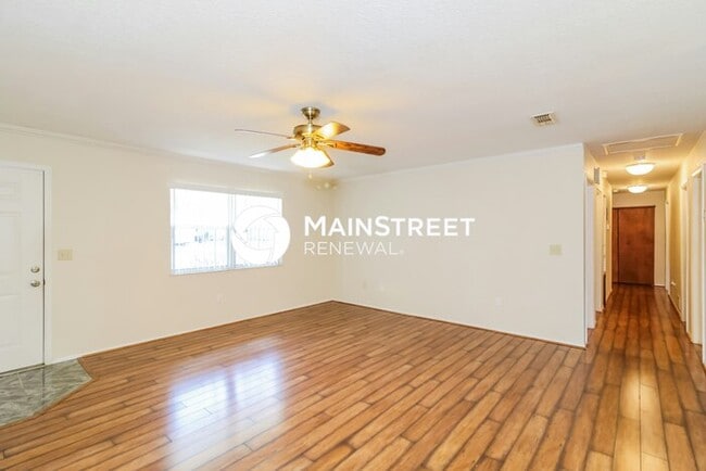 Photo - 4 Bedroom Pet-Friendly Home in NORTH PORT, FL with Main Street Renewal