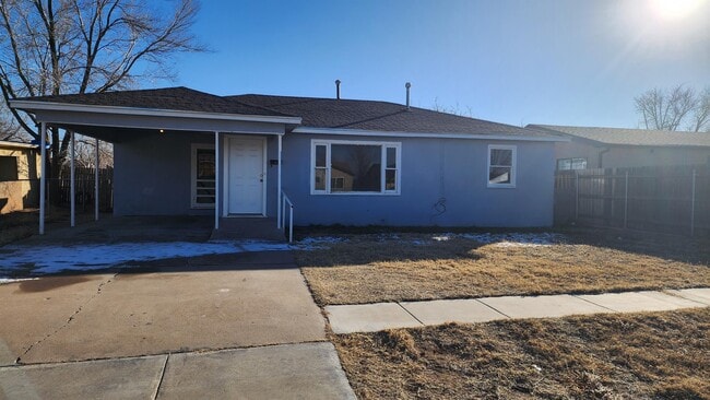 Photo - 1012 E Brazos St