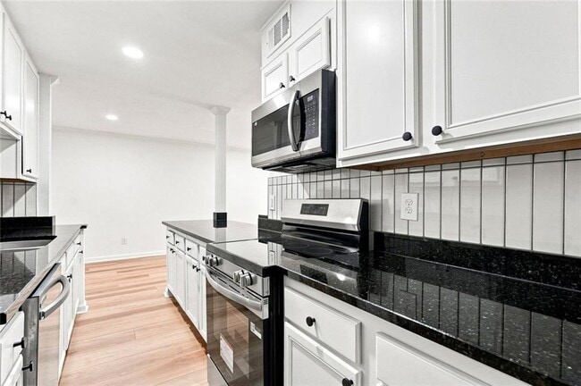 Photo - 5095 Roswell Rd NE Unit 209