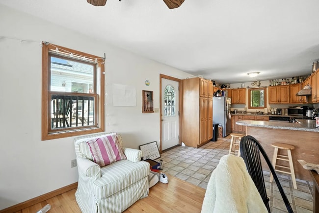 Photo - 39 Valley Ln