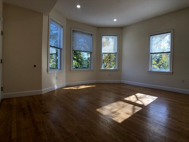 Photo - 9 Gardner Terrace Unit 3