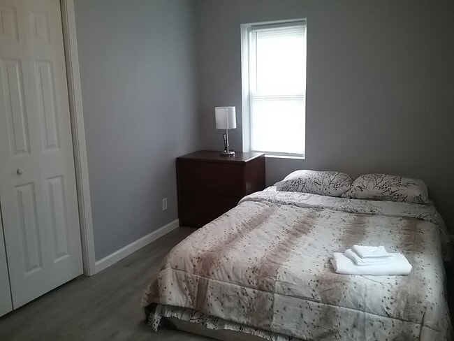 Guest Bedroom 2 - 4501 E Chestnut St