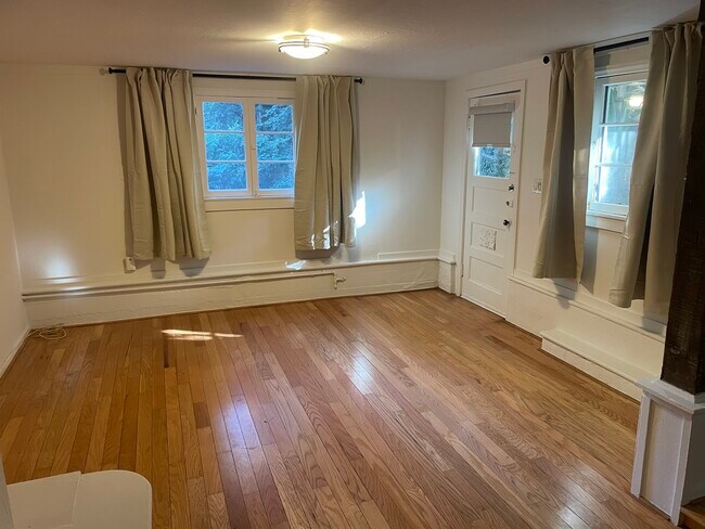 Photo - 2170 Vista del Mar St Unit Guest Suite