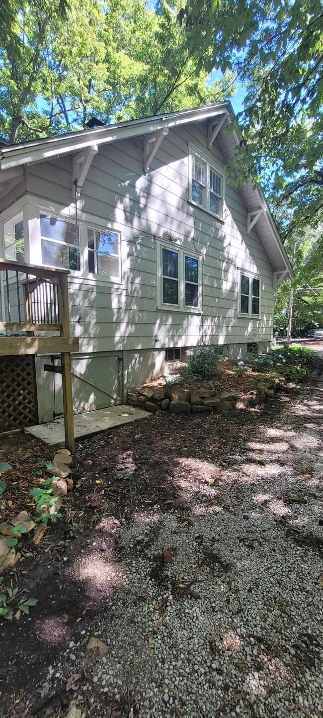 Photo - 619 S Kentwood Ave