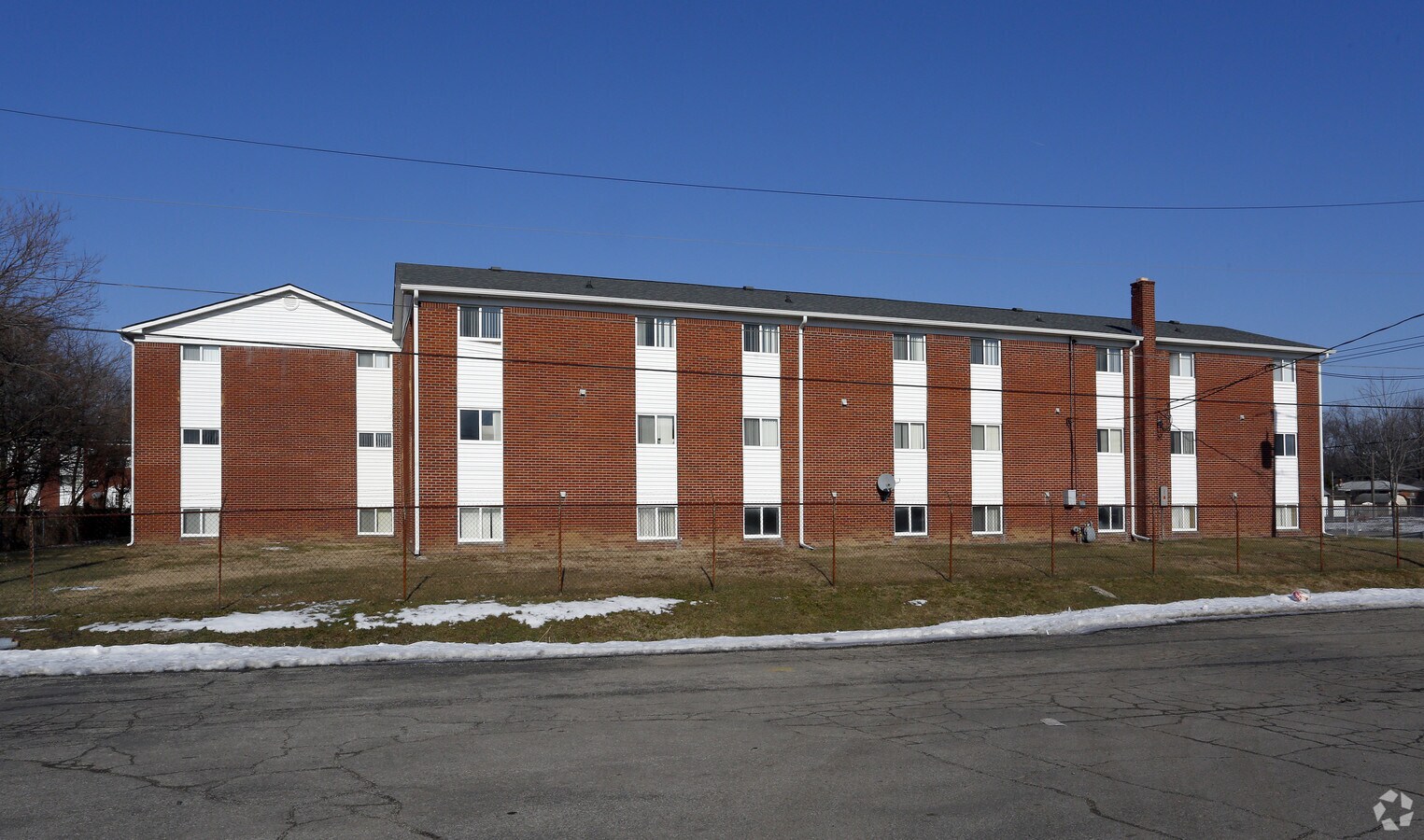 Photo - Roland Manor Apartments