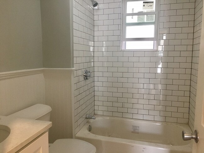 Photo - 53 Marcella St Unit 1