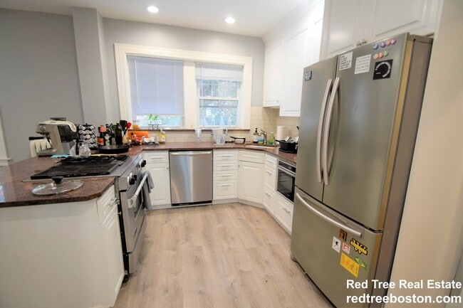 Photo - 235 Chestnut Hill Ave Unit 1