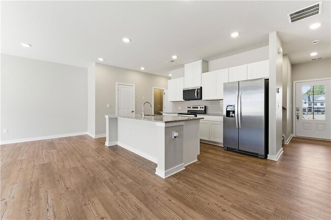 Photo - 1905 Westwind St