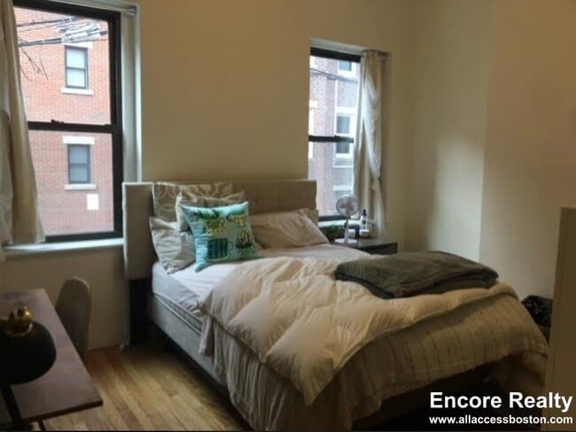 Photo - 15 Aberdeen St Unidad #2