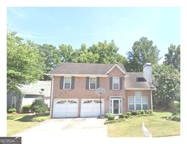 Photo - 305 Carriage Chase